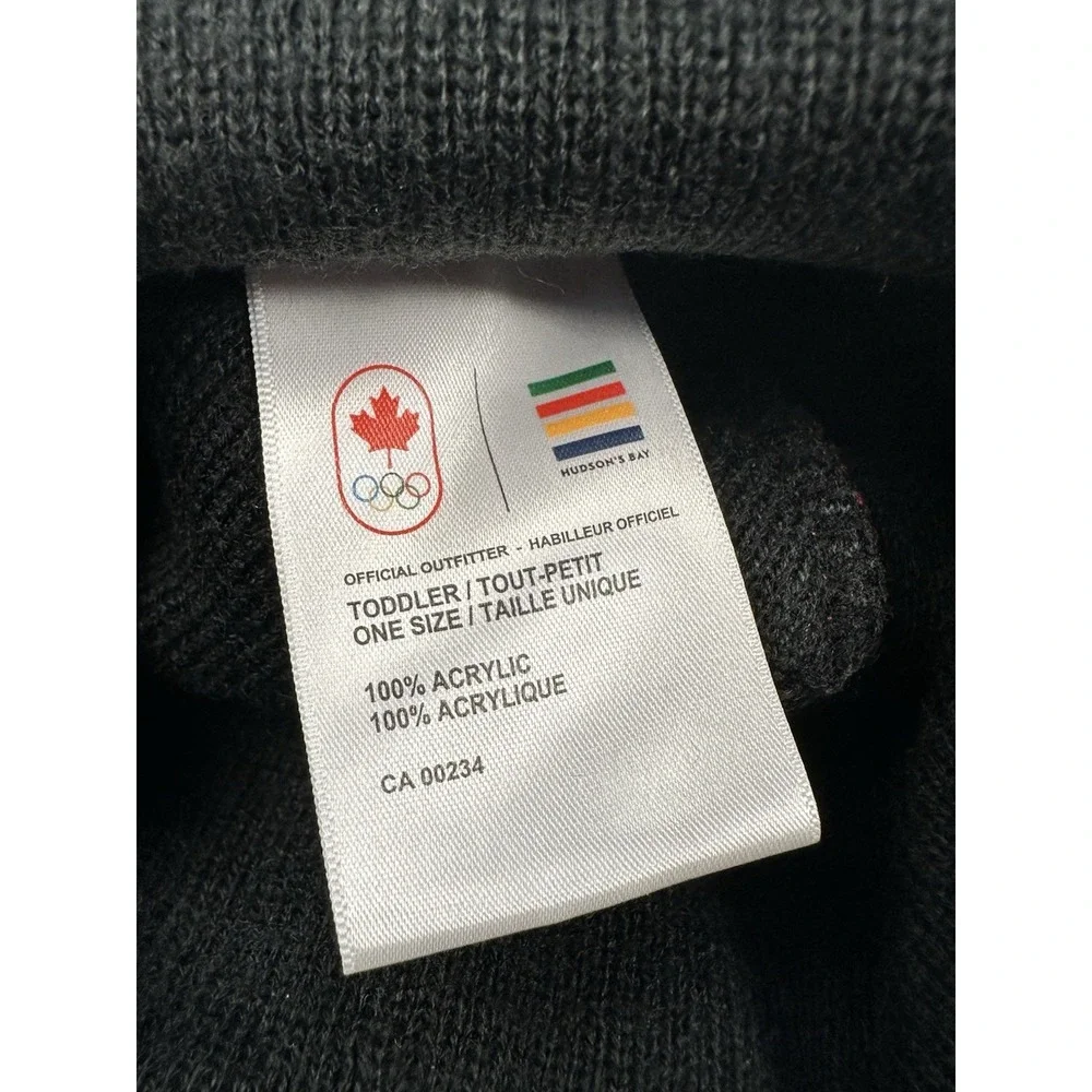 CANADA  OLYMPIC TEAM  TOQUE‎ Beanie Cuffed Knit Hat Pom Pom Toddler Ski Winter